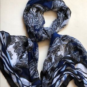 WHBM NWT blue depth paisley oblong scarf
